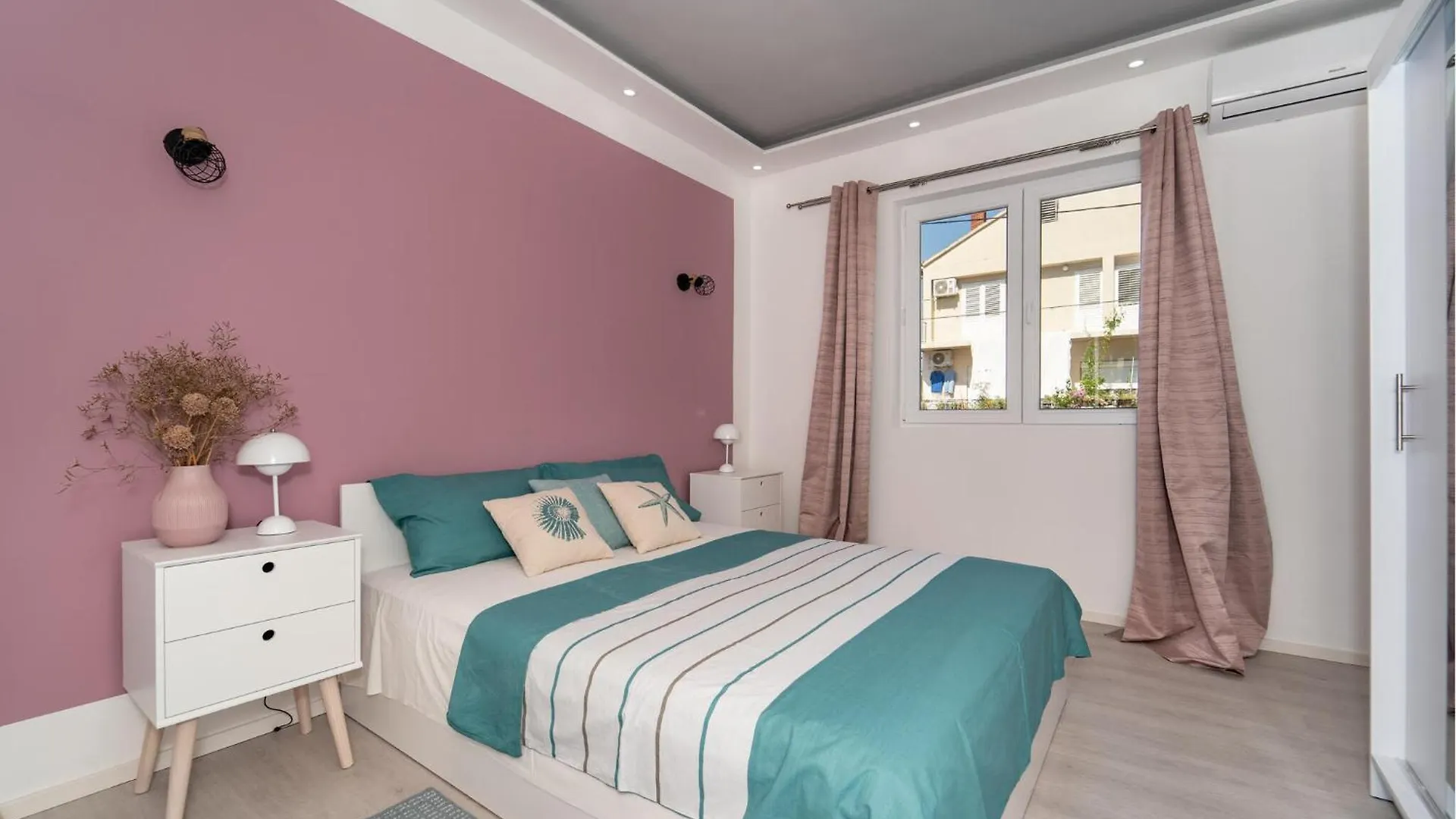 Hébergement de vacances Gorgeous Home In Biograd Na Moru With Wifi